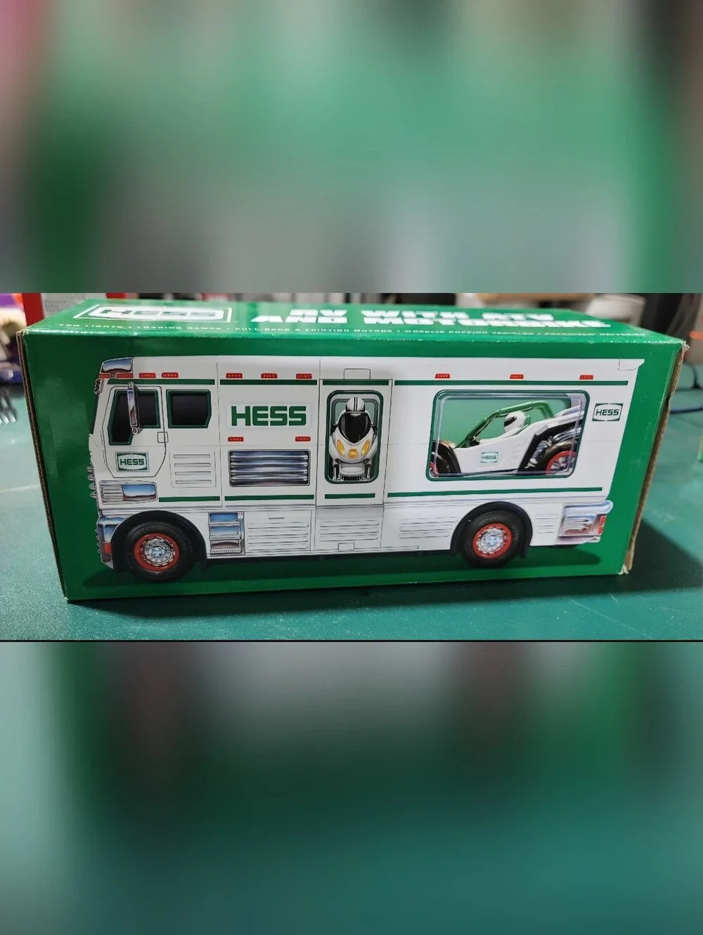 Hess 2018 Toy Truck/RV With ATV And Motorbike